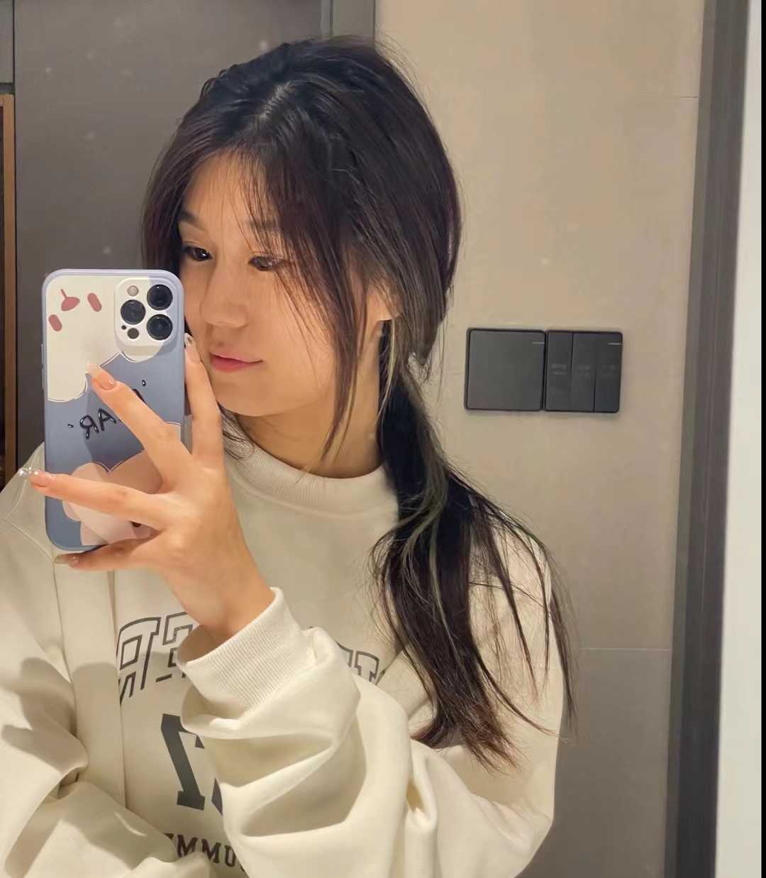 让人流连忘返，年轻妹子