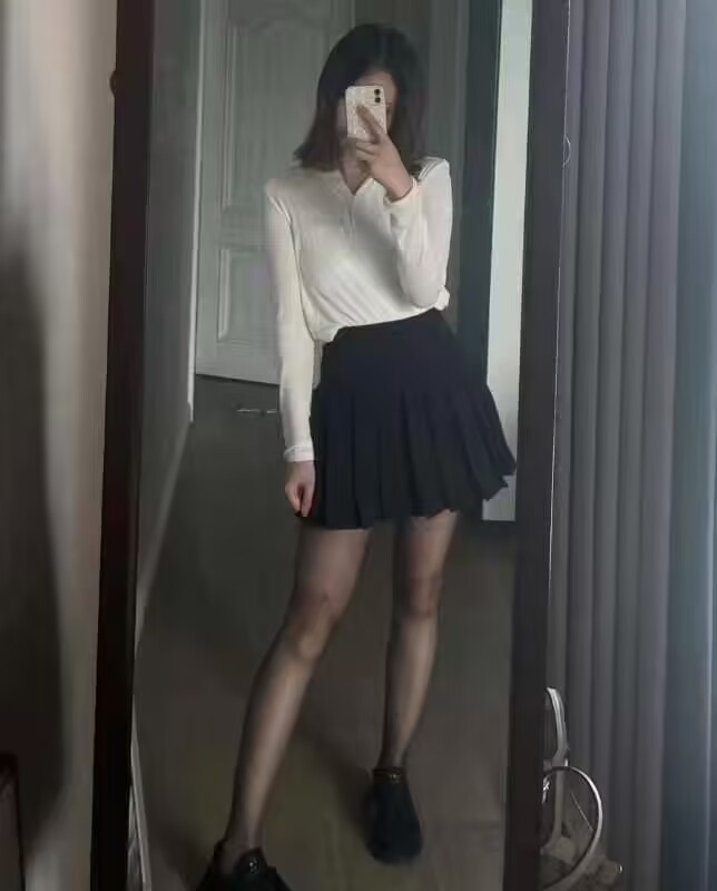 新区反差sao妹