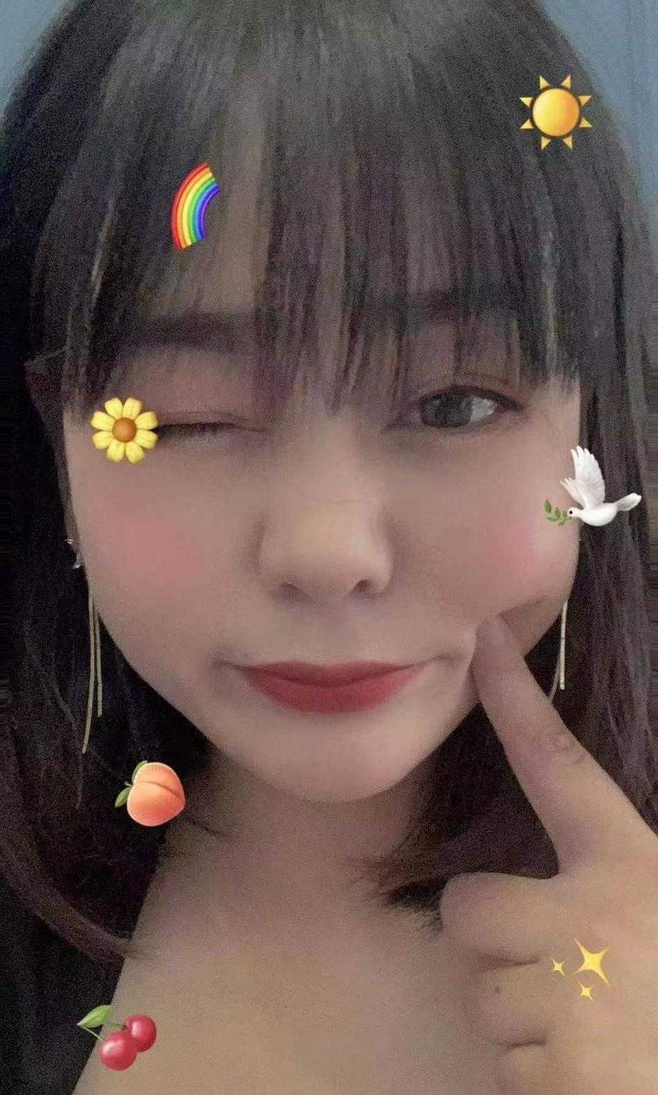 微胖的小女友
