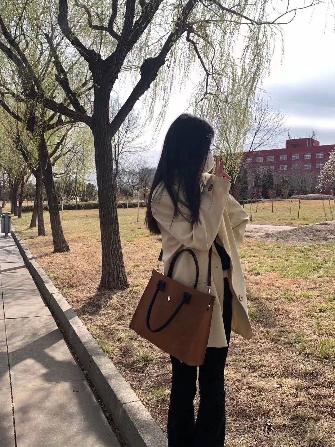 纯兼职，平时健身，身材紧实，水多温柔听话