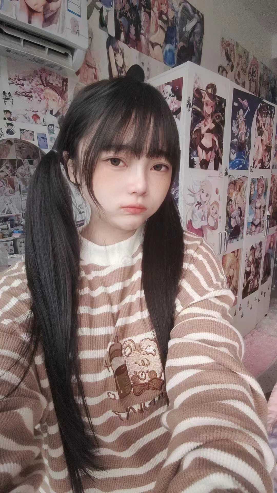 做活很敬业，你不说停就一直给你口很爽