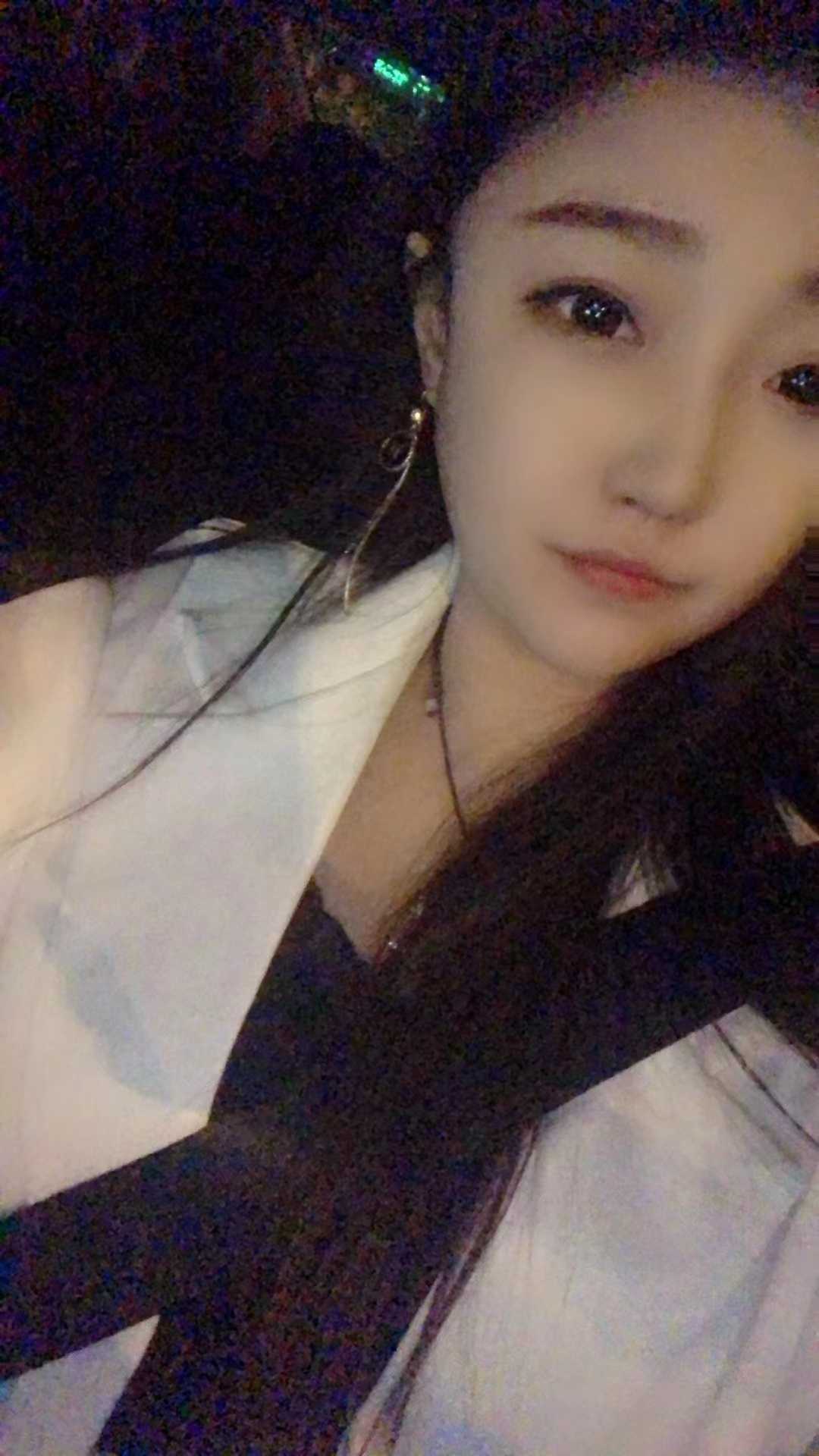 KH 做~ai亲嘴XT
