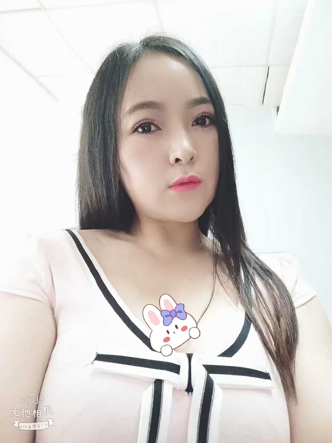 丰满女郎多多