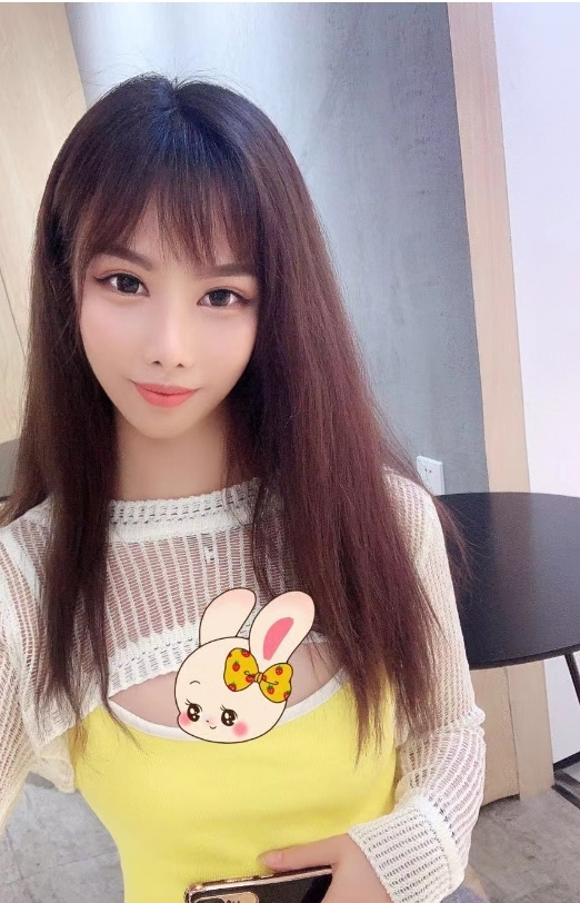 可爱少妇来了