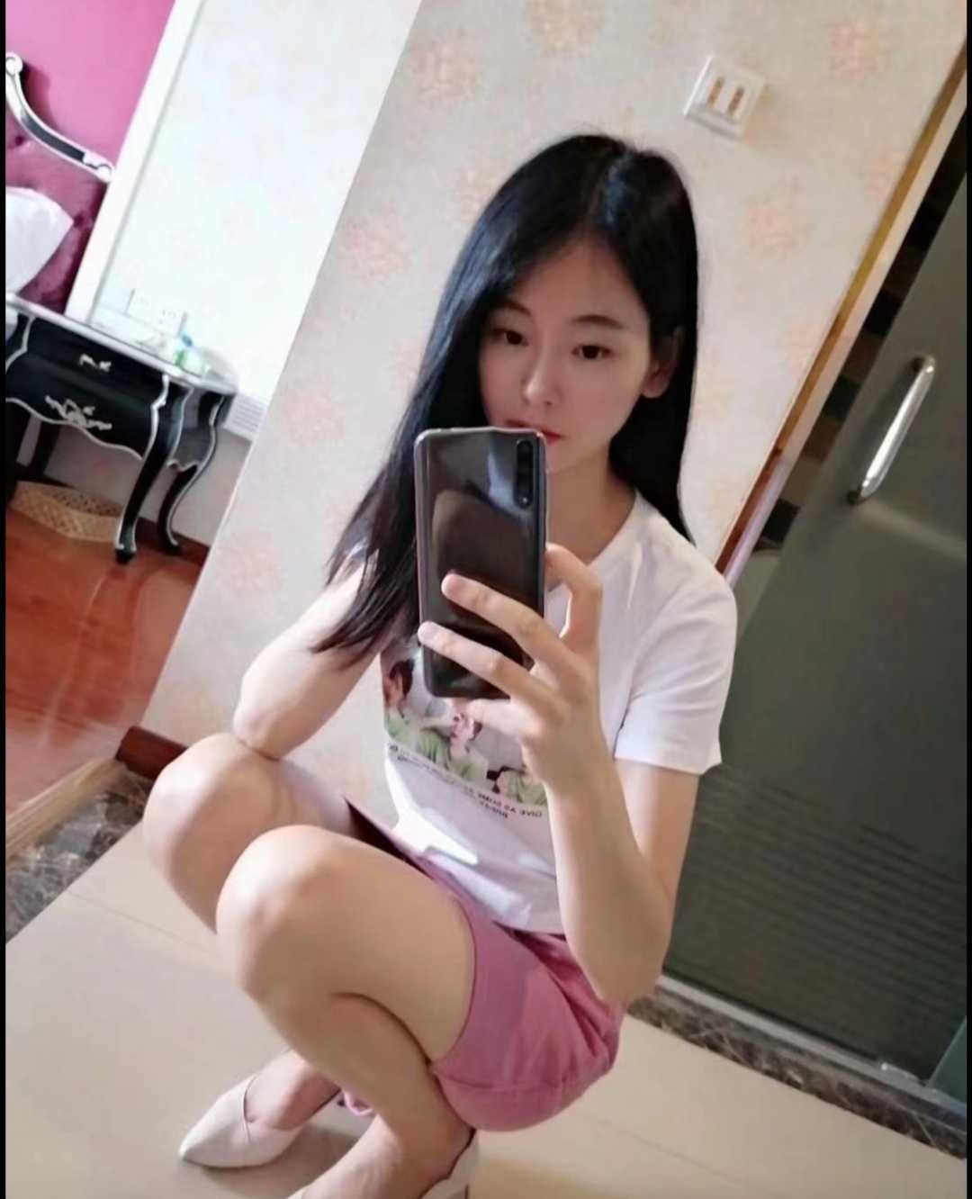 个人兼职，初恋般的嫩嫩女孩