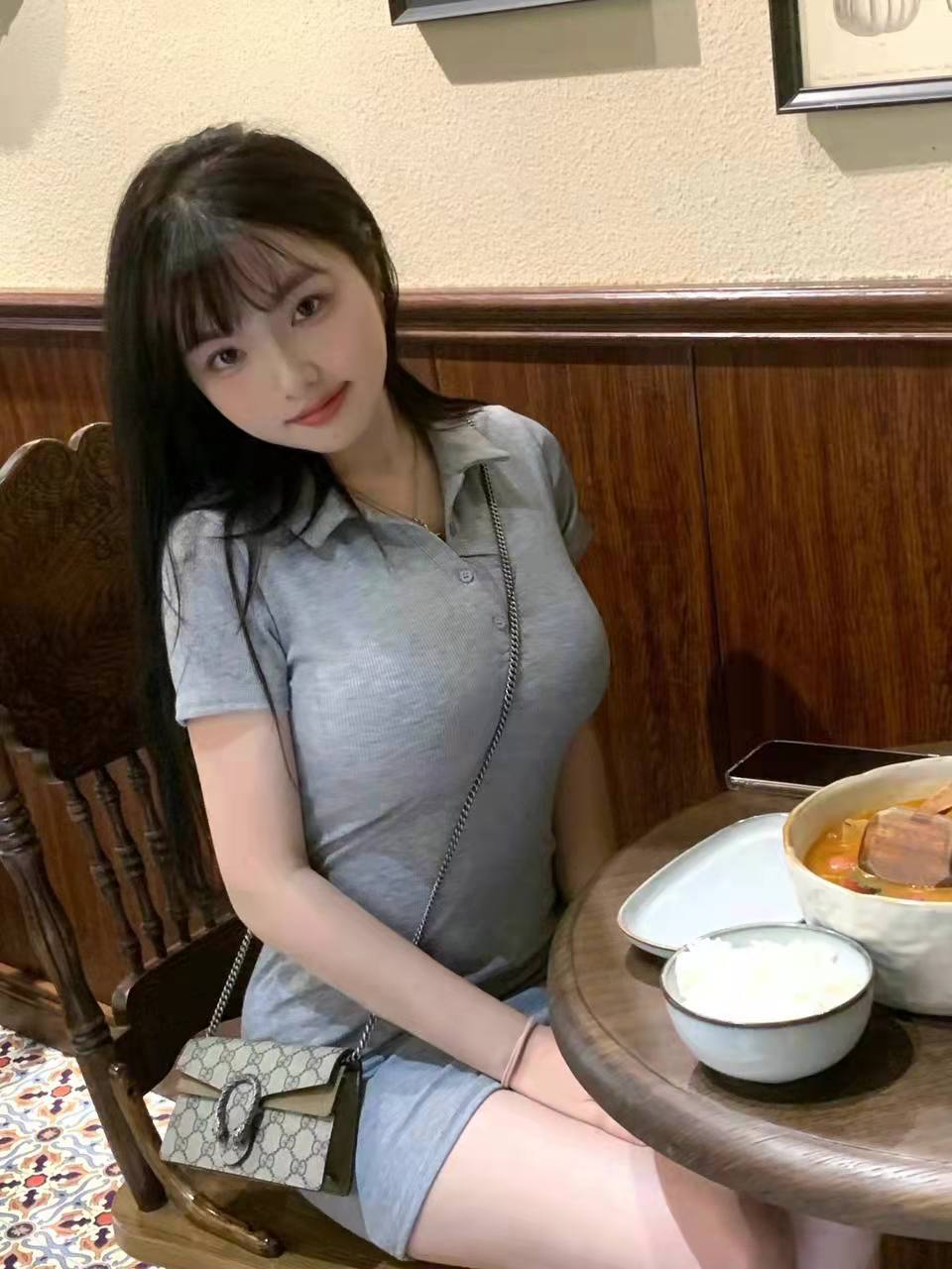 南山嫩妹菲菲