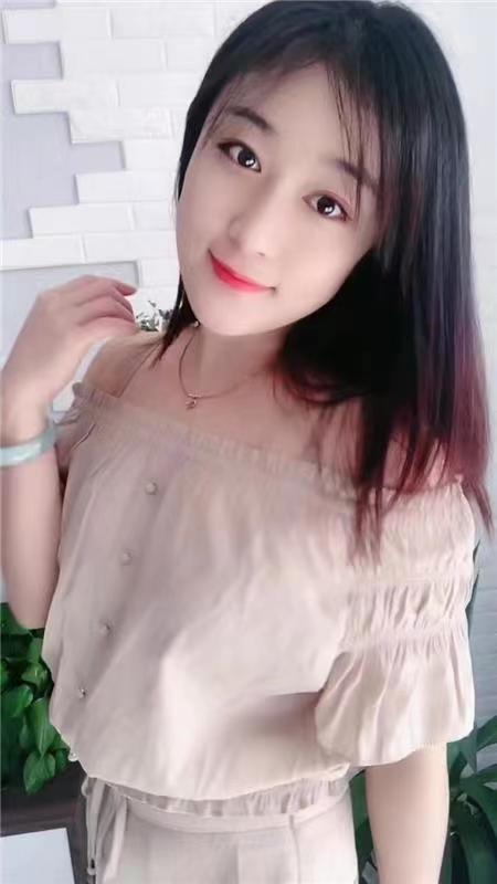 武侯粉嫩Sao货