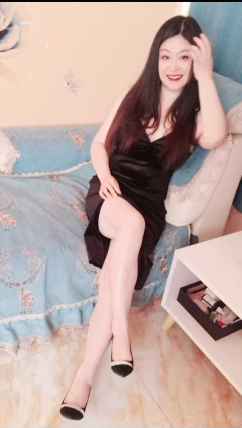 旗袍姐婷婷