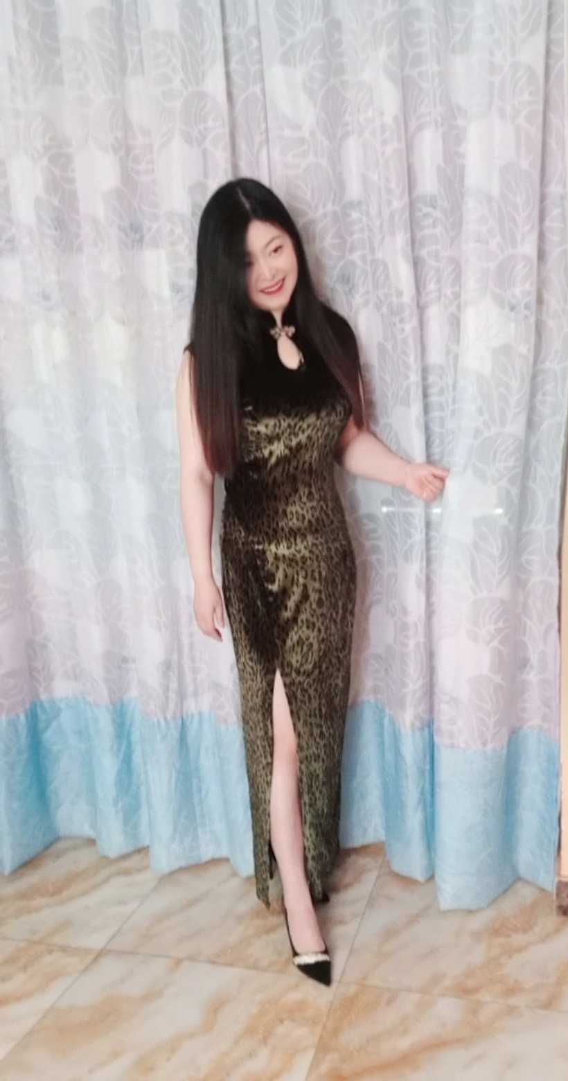 旗袍姐婷婷
