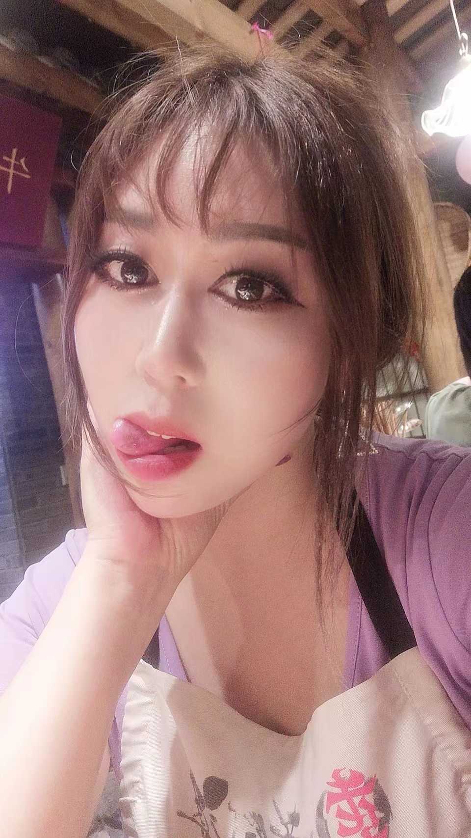 双流的妖艳贱货