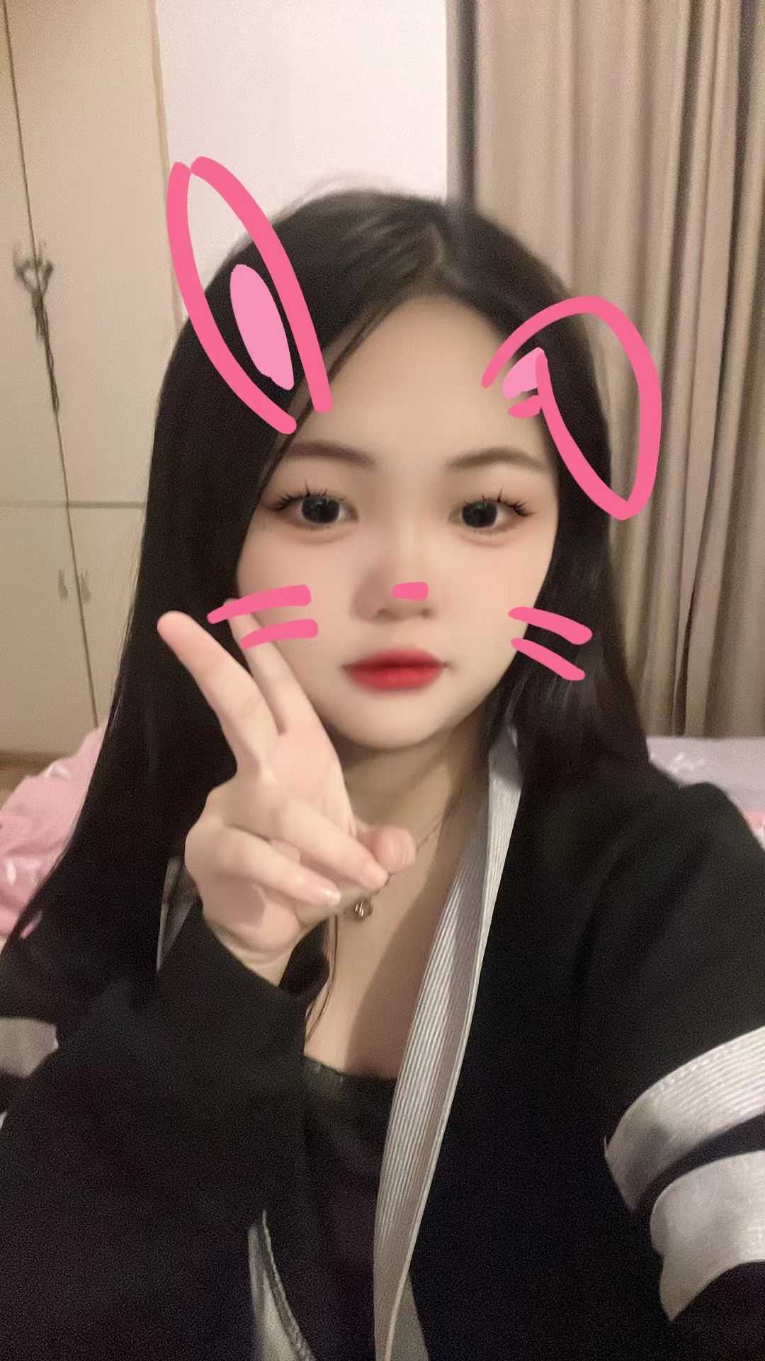 省体育馆心心