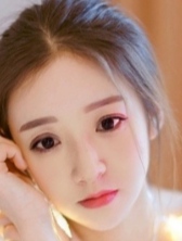 会一字马有点小酒量身材柔软身材极好的瑜伽妹子