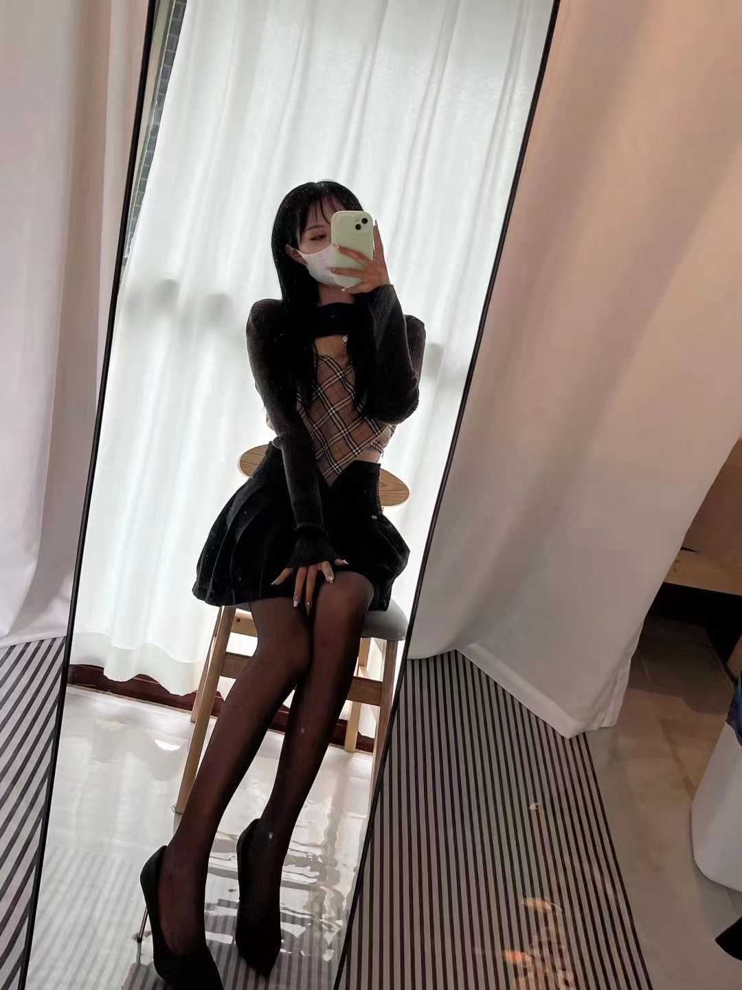 服务好性感制服妹子