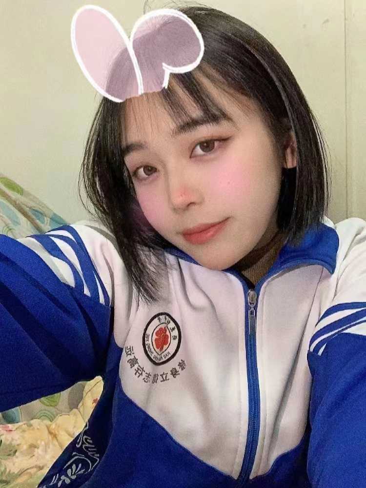 妹子年轻 制服诱惑 丝袜美腿 69 任意姿势