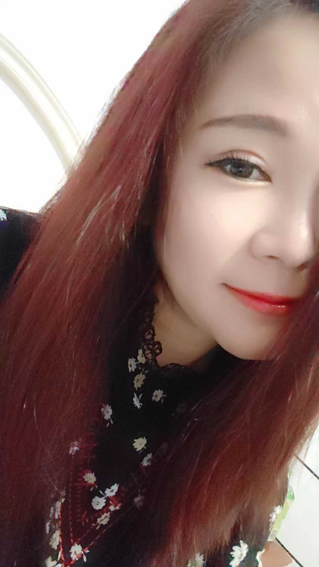 会吸会夹易高潮的妹子
