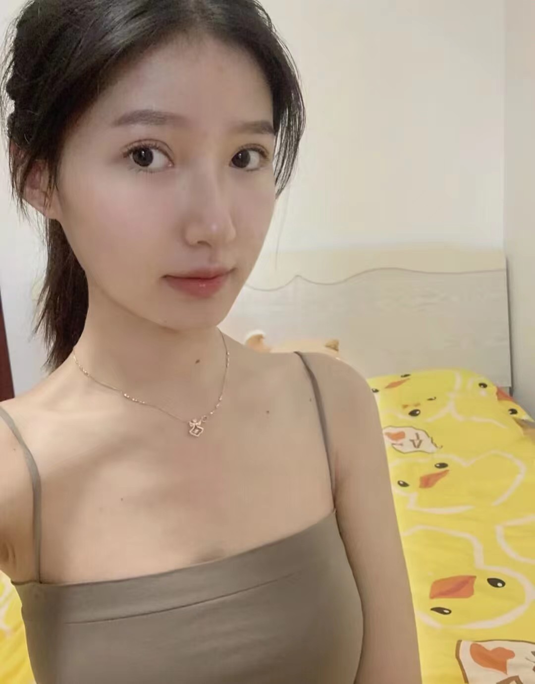 大眼睛，清纯气质