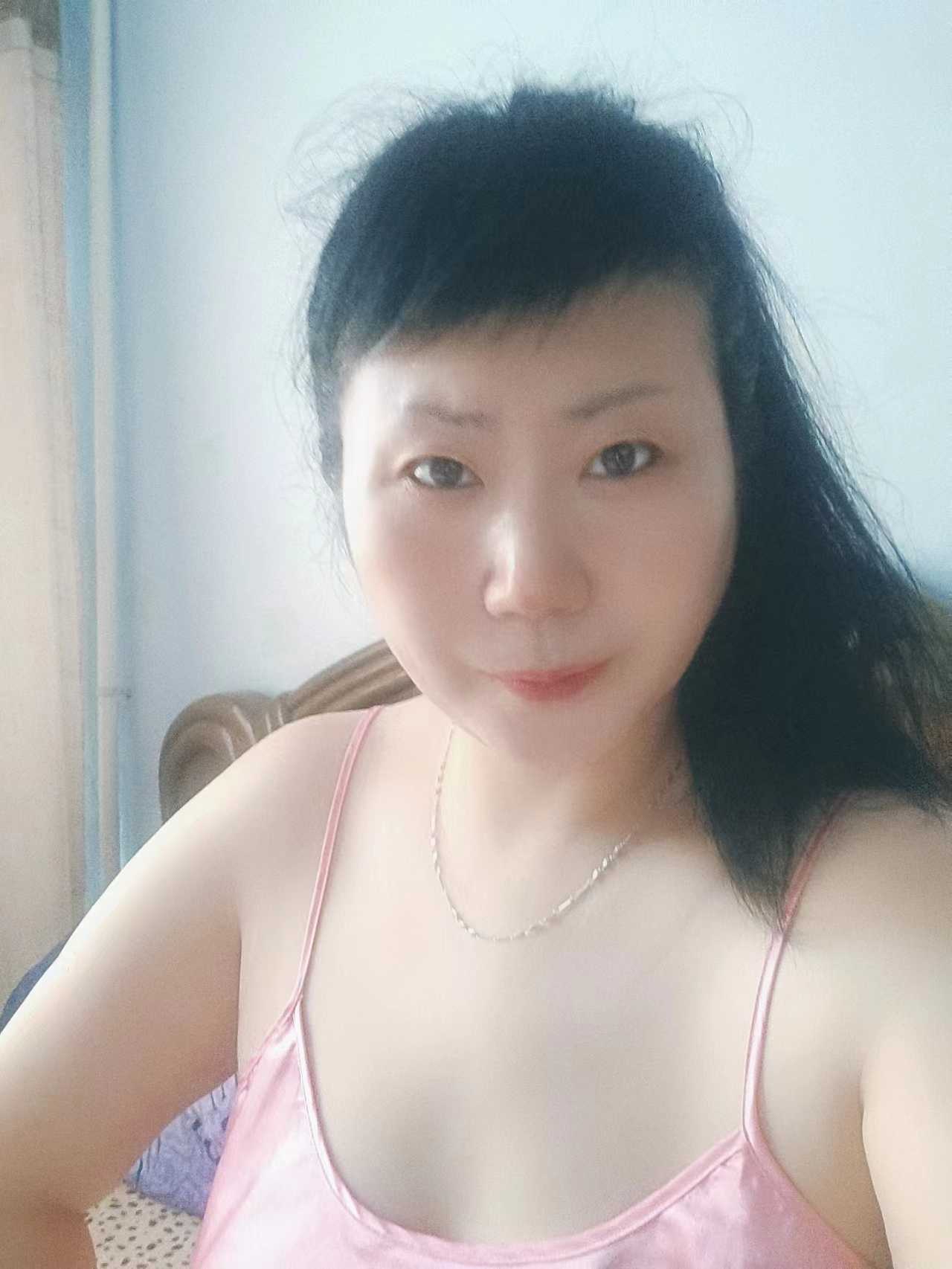 性价比高，丰满很适合卸火的淑女