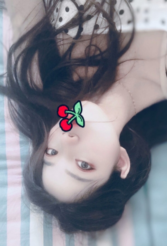 胸大Sao臀，干的时候如女友一般很投入