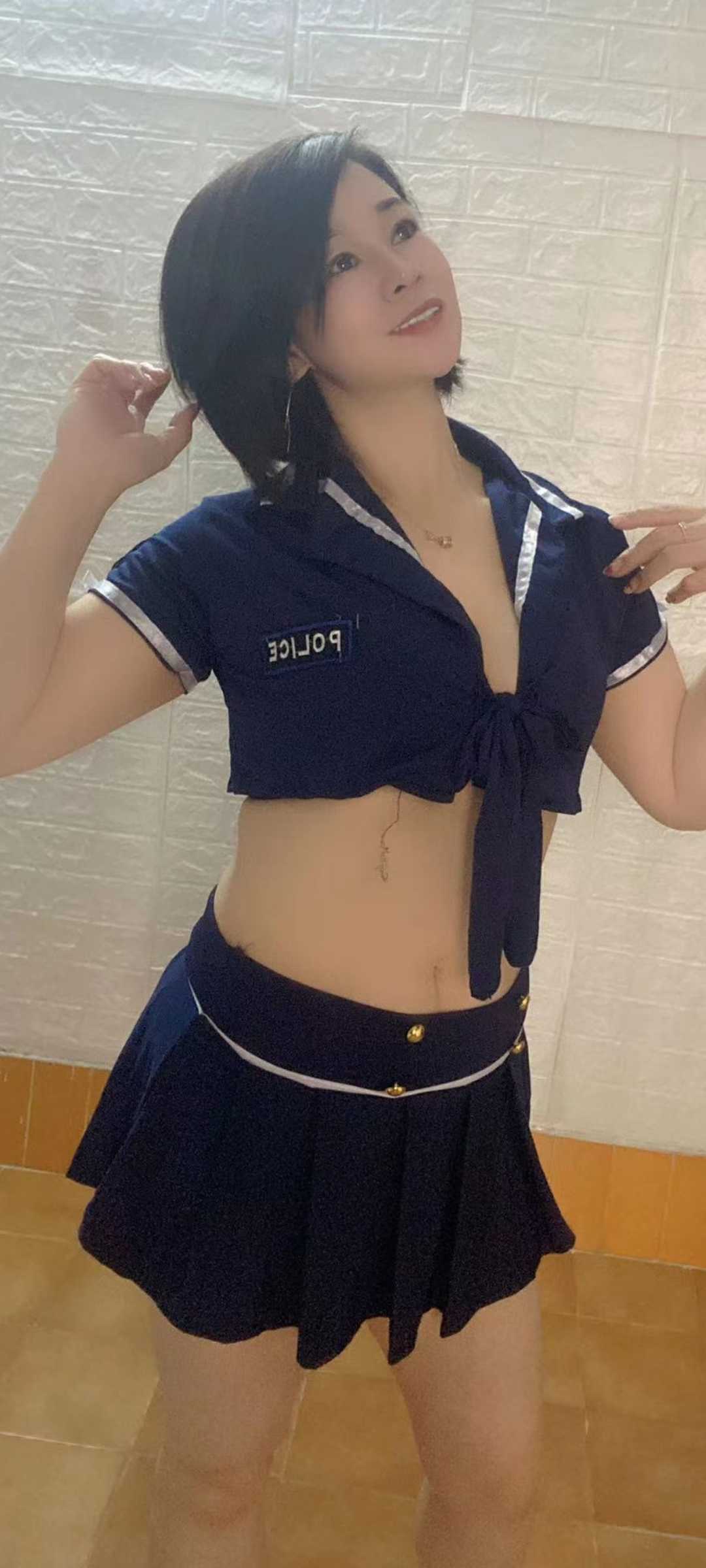 鲍鱼b，会吸会夹，易高潮