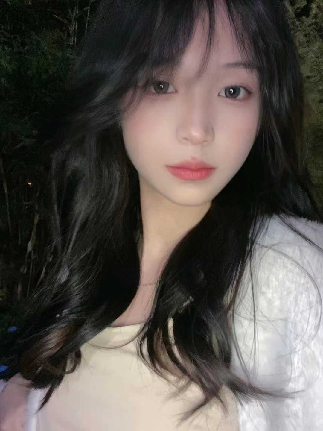 温顺挺配合，做的时候好紧