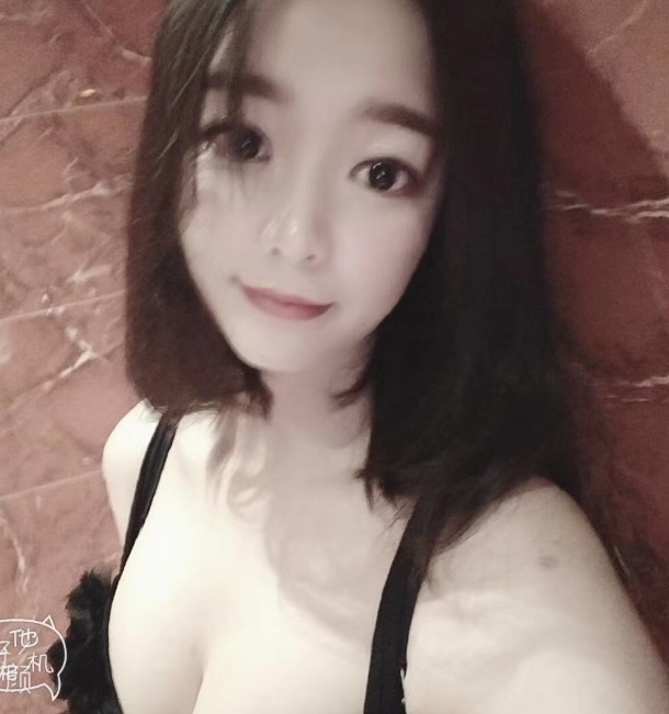 超级nice的青春小姐姐