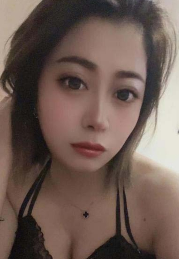 小SaoB一枚浪花朵朵开