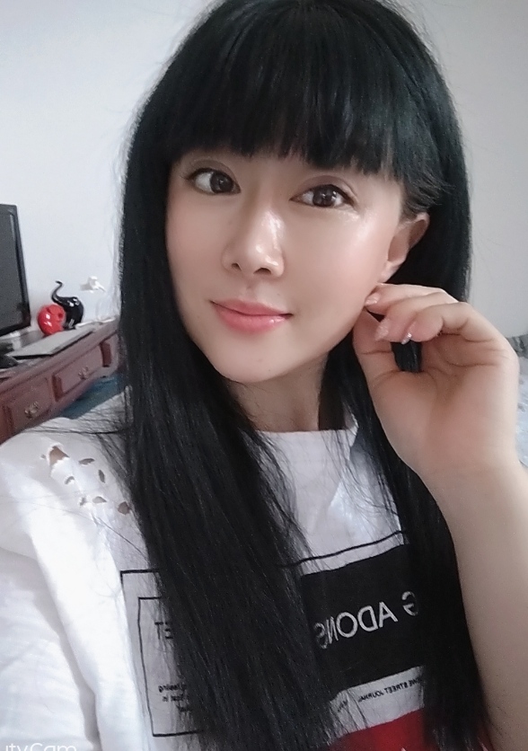 体验极品妩媚小美人