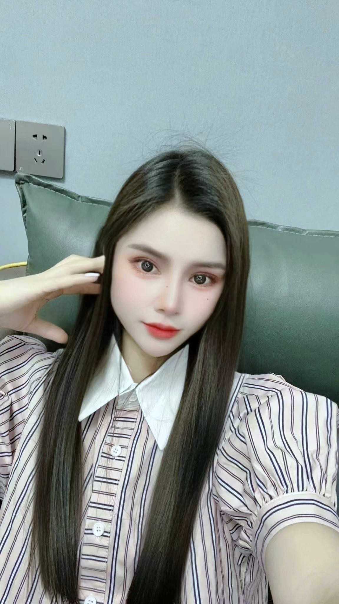 刚下海嫩妹 珍惜资源