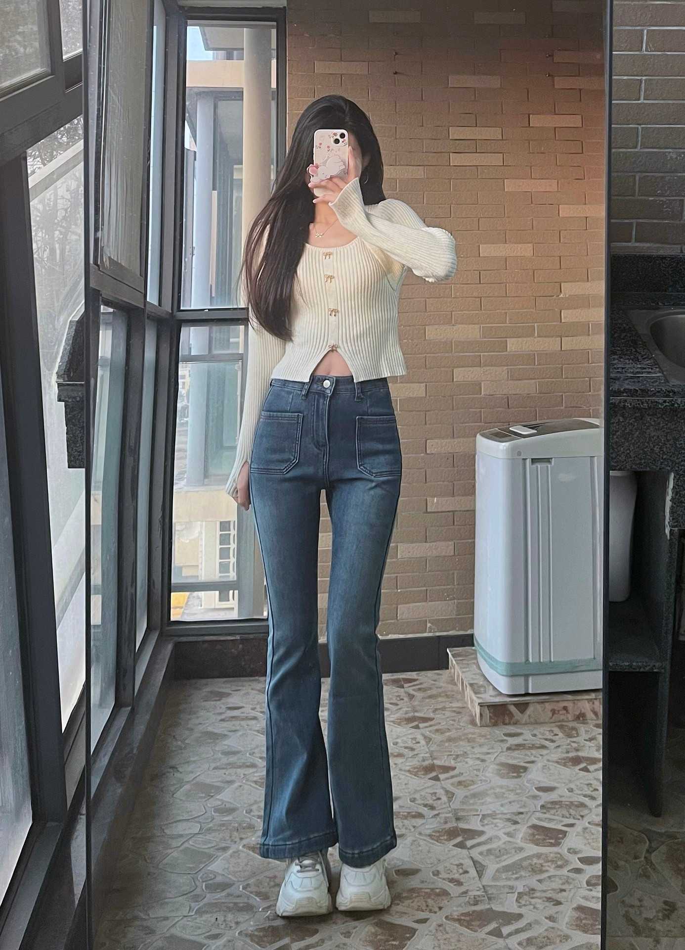 刚下海嫩妹 珍惜资源