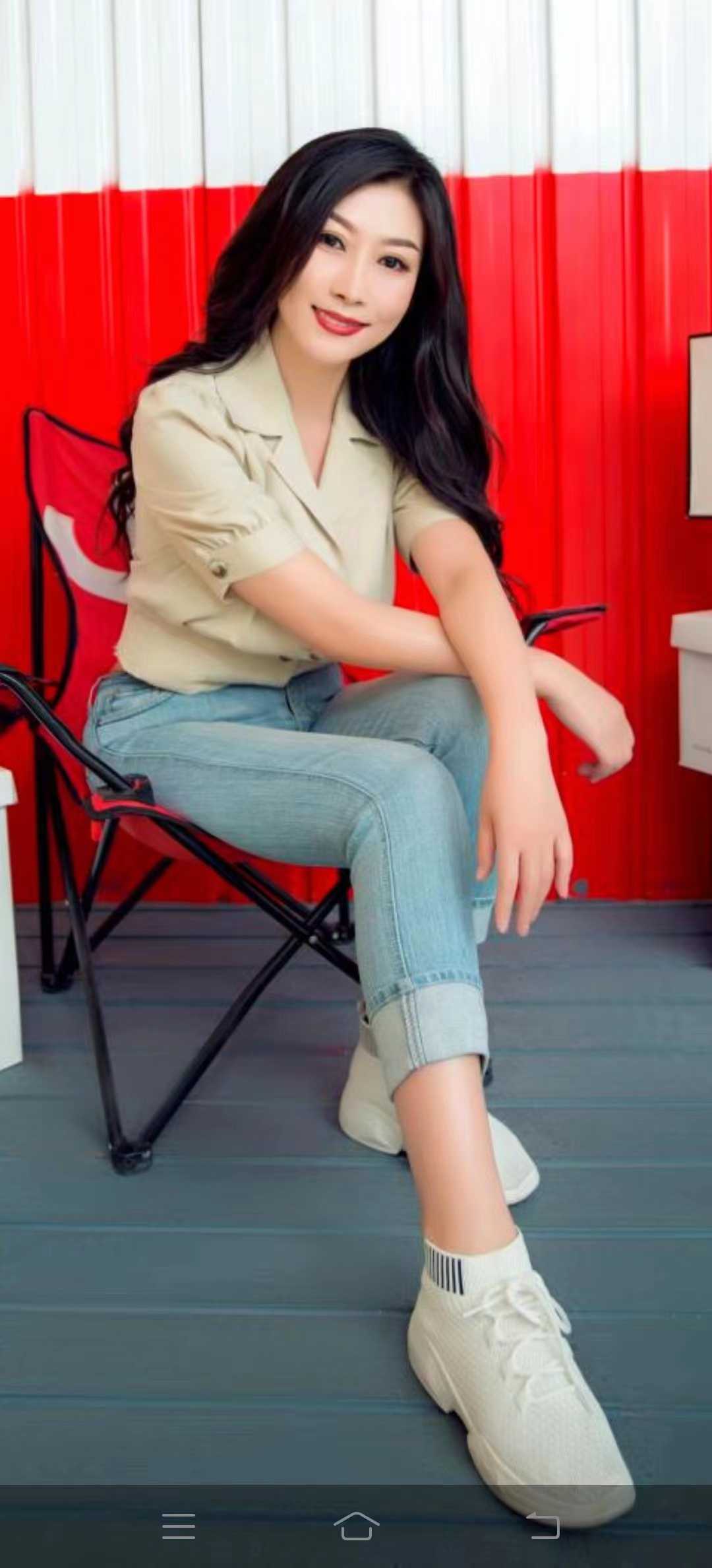 漂亮气质少妇
