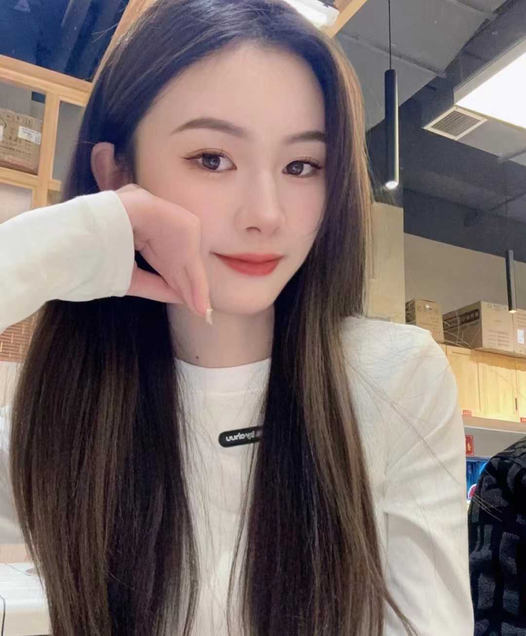 极品小嫩妹，个人兼职