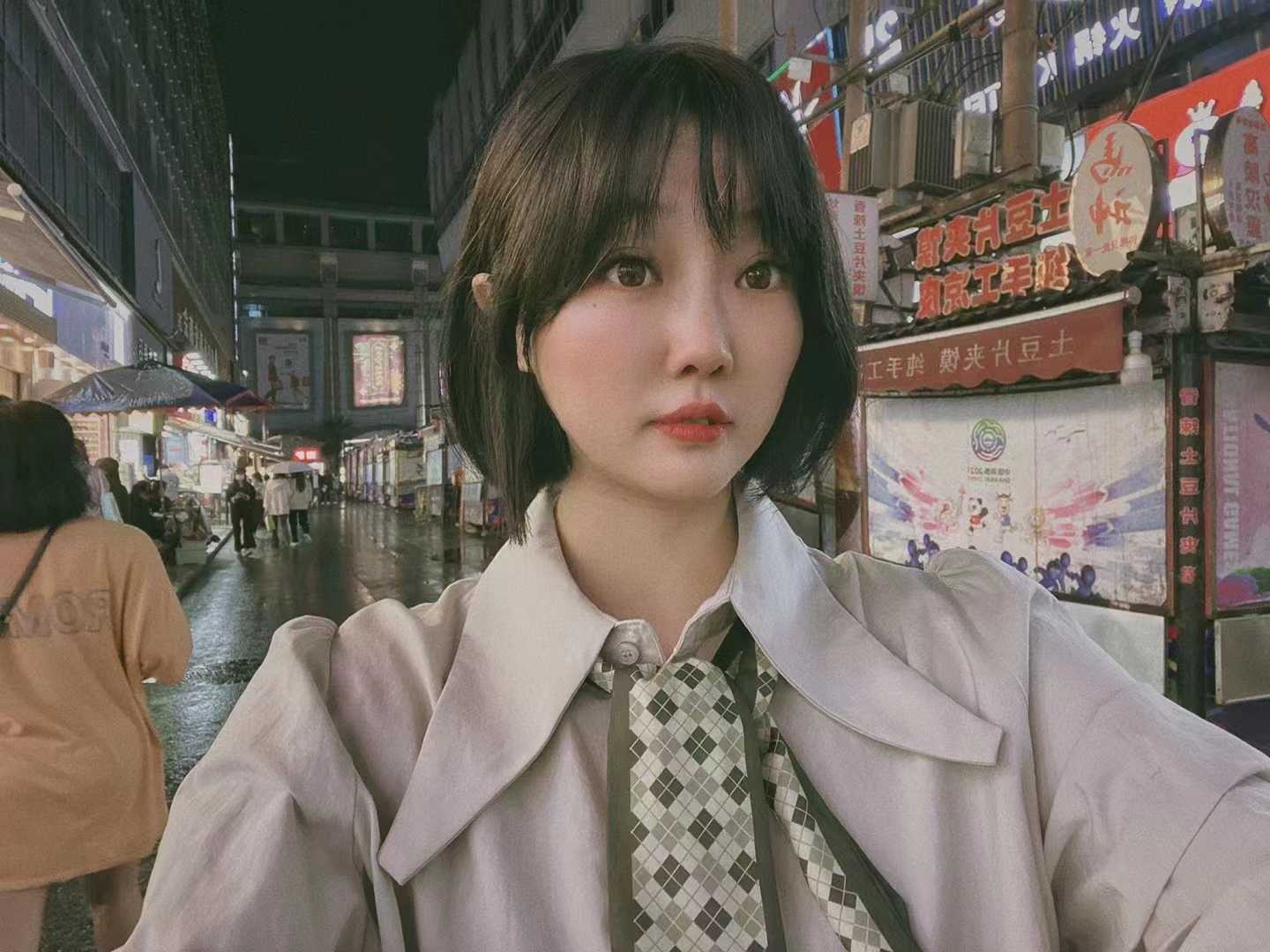 很温柔，润物细无声的感觉
