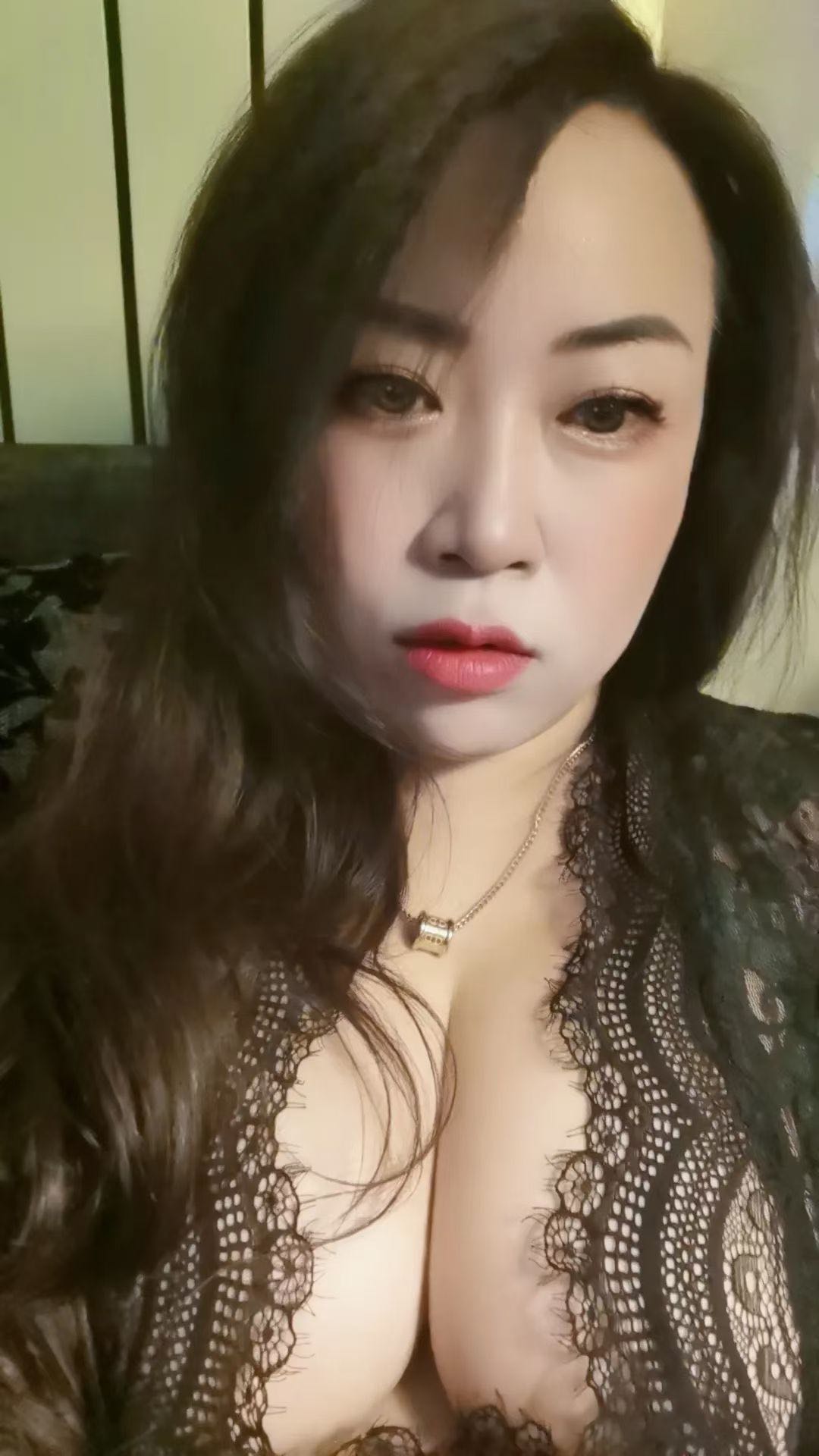 西青丰满大姐