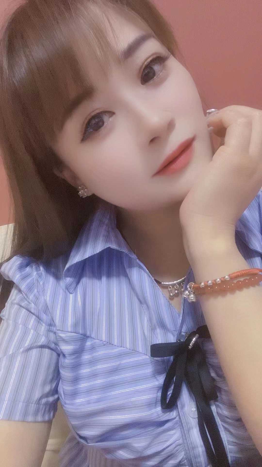 欲望强烈很温柔体贴