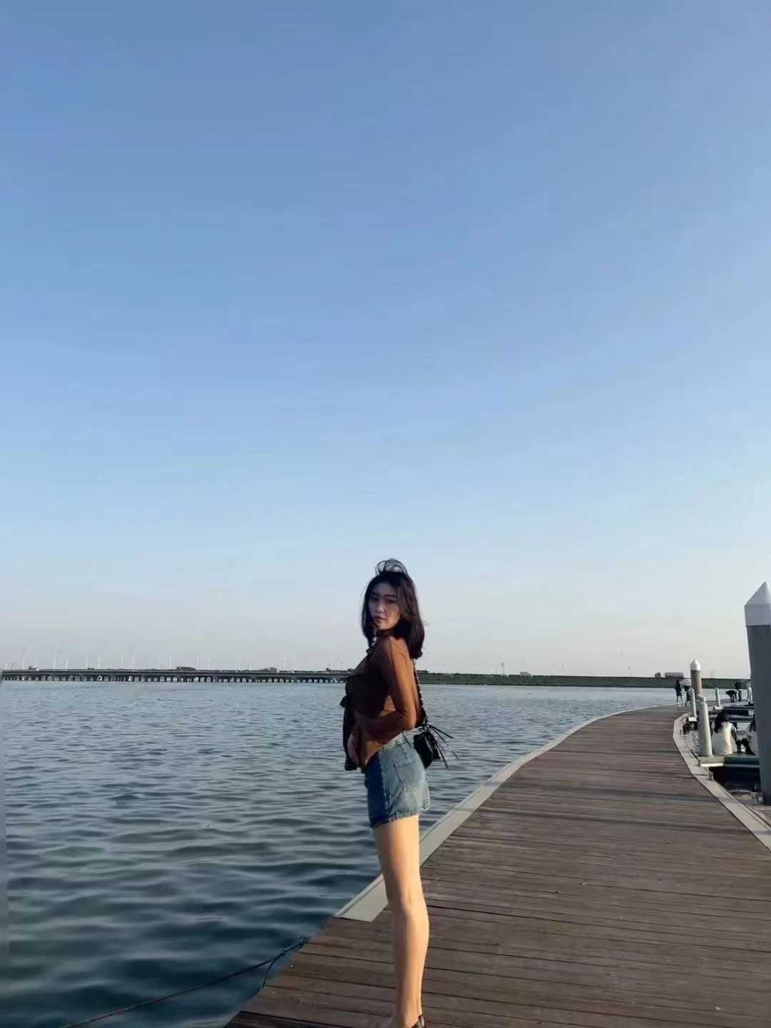 江西南昌性感大长腿温温