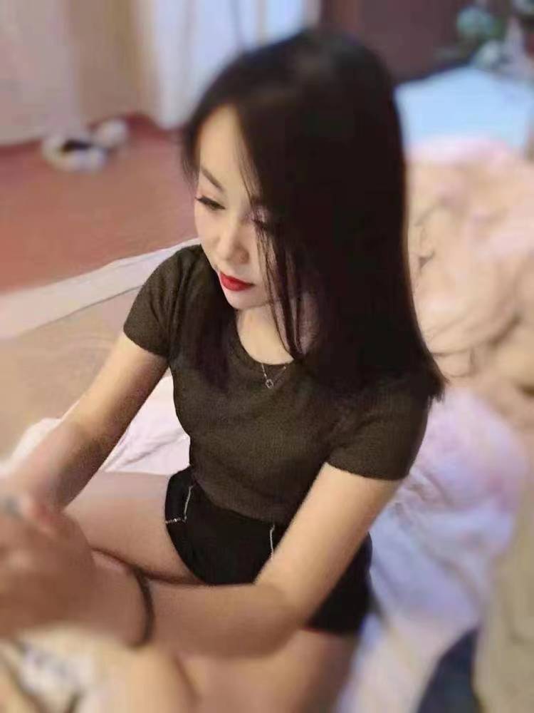挺sao的美女,一直调戏我