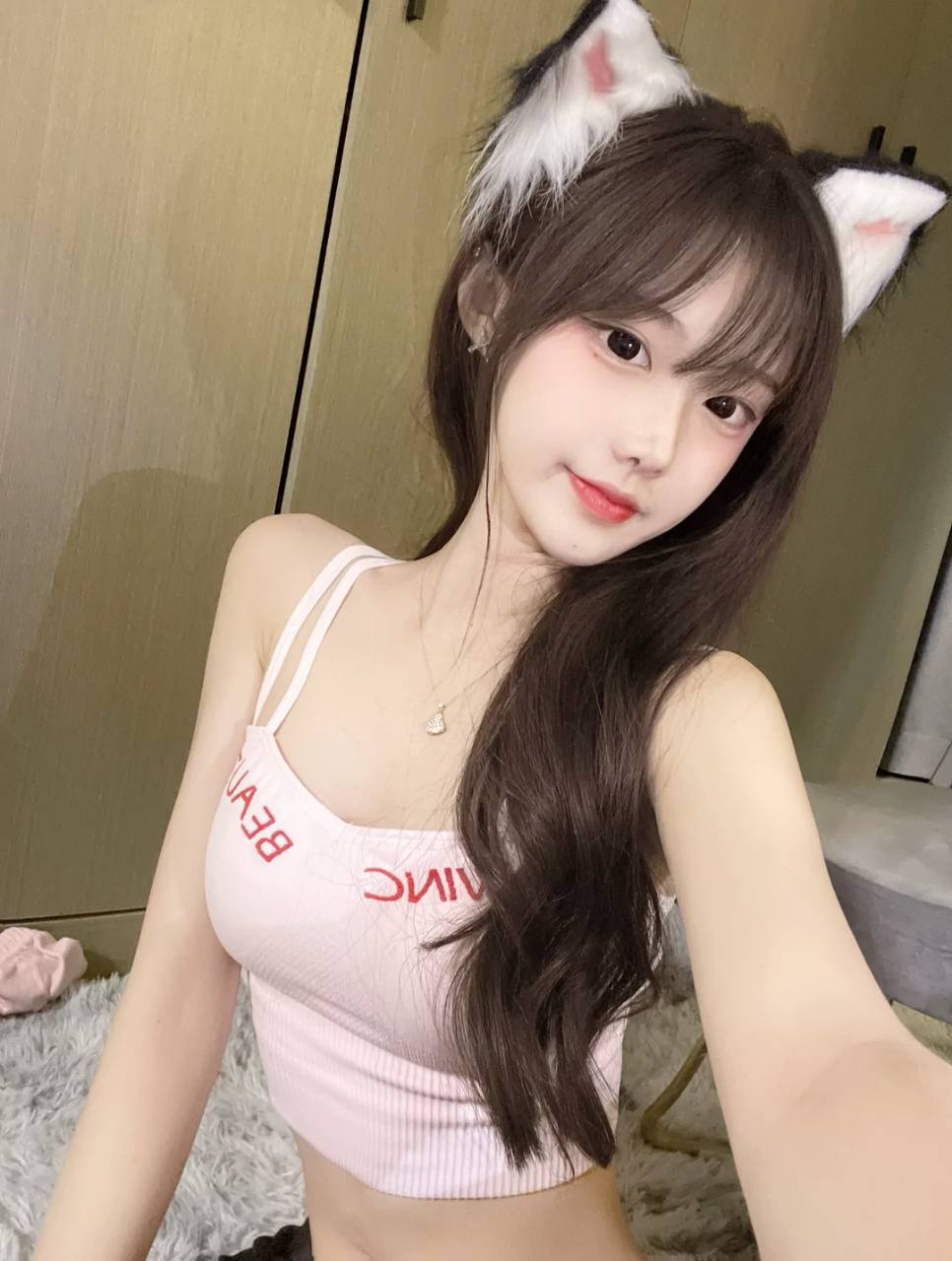 清纯嫩妹兼职
