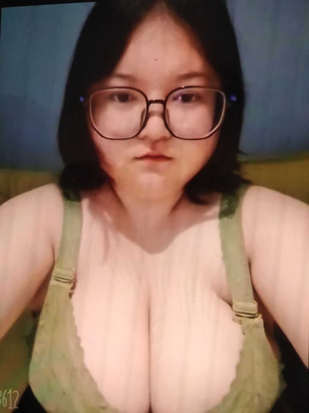 巨乳小胖妹