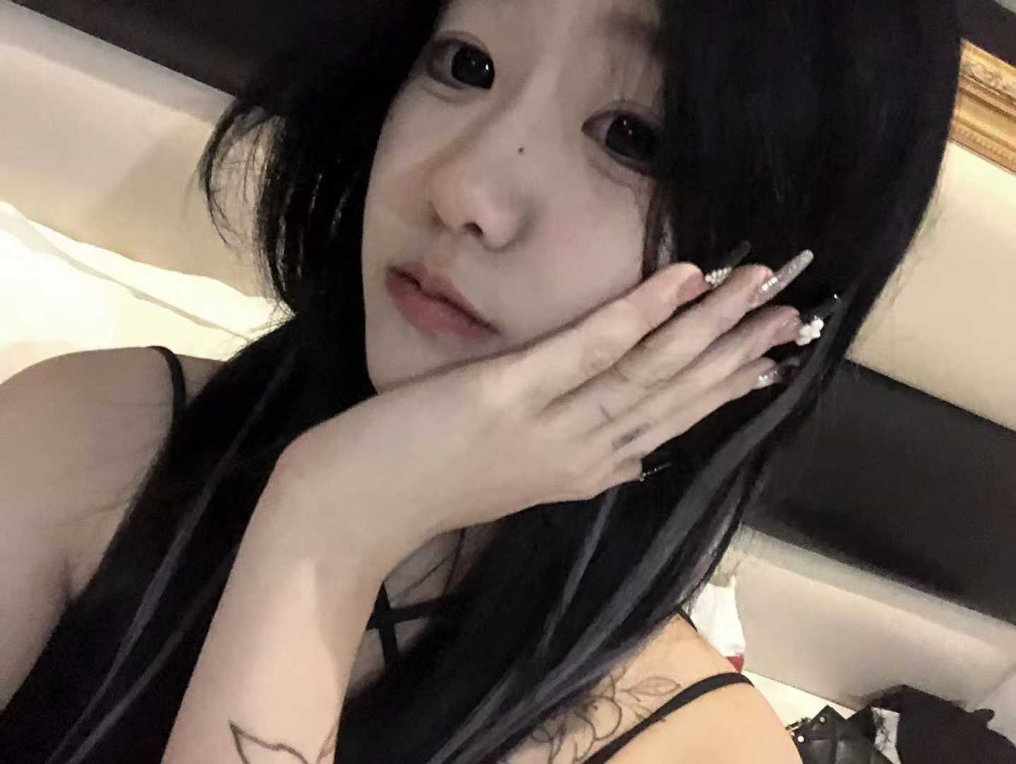 瑞安小妹妹年轻