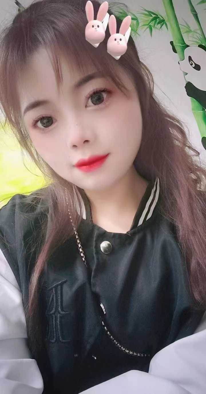 漂亮大方，学校兼职