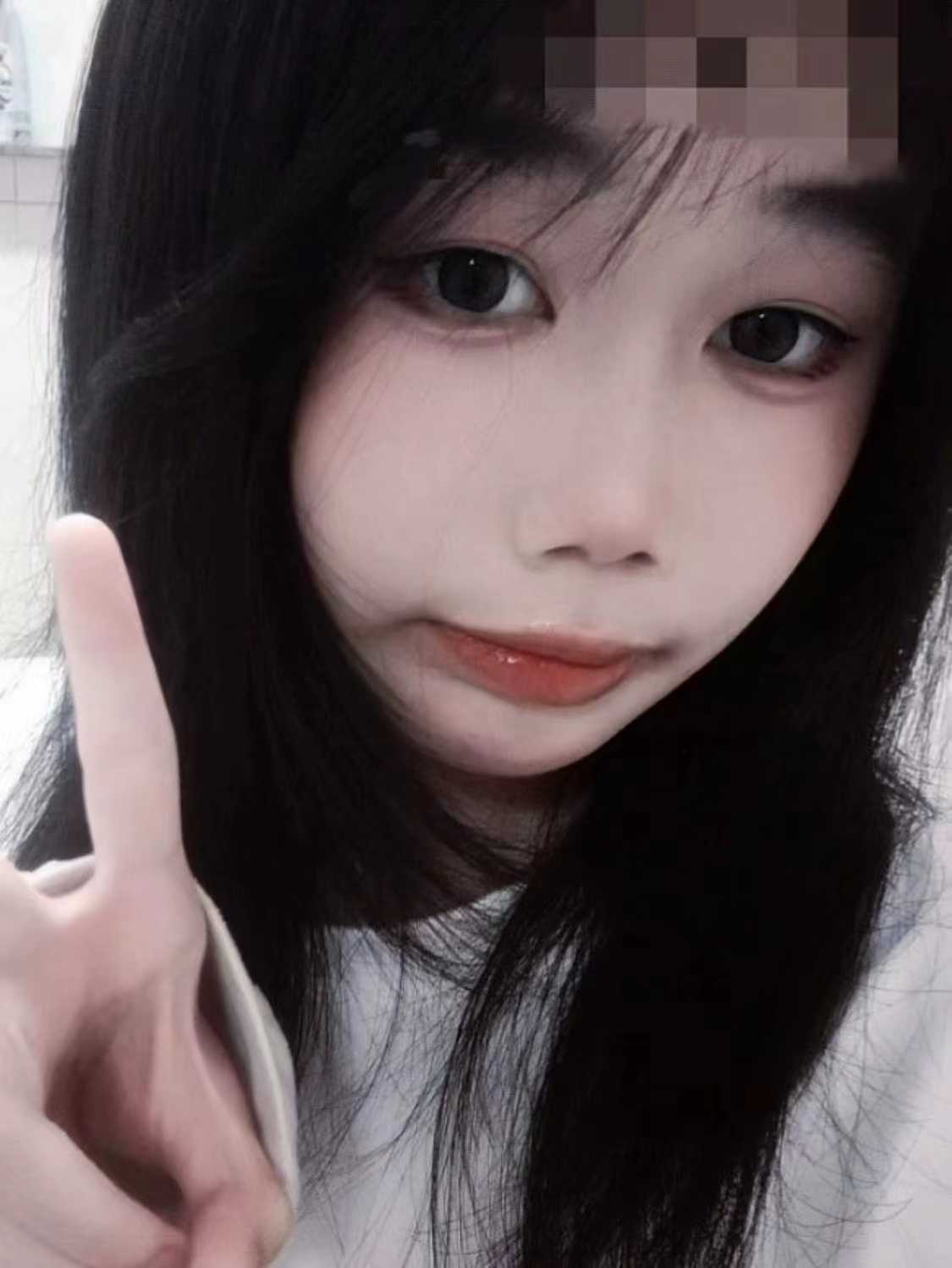 漂亮大方，学校兼职