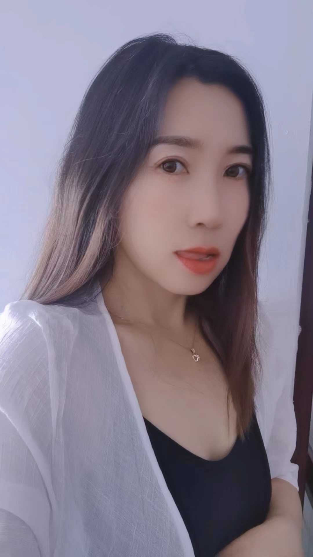 性感妖娆少妇