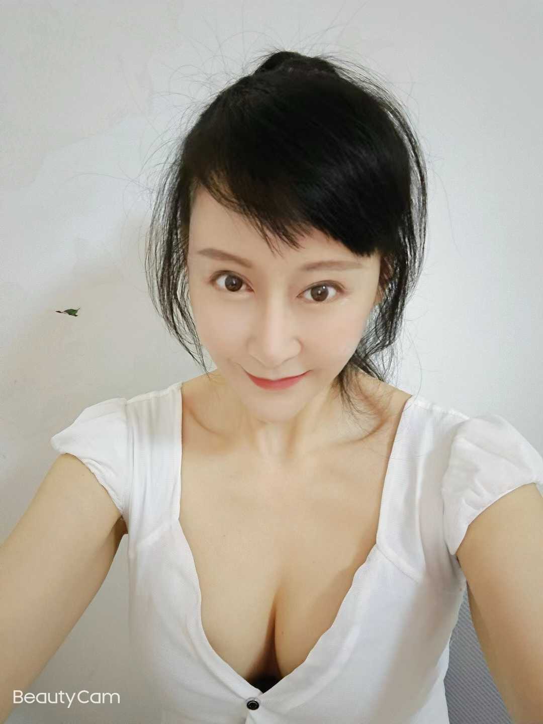 性感妖娆少妇