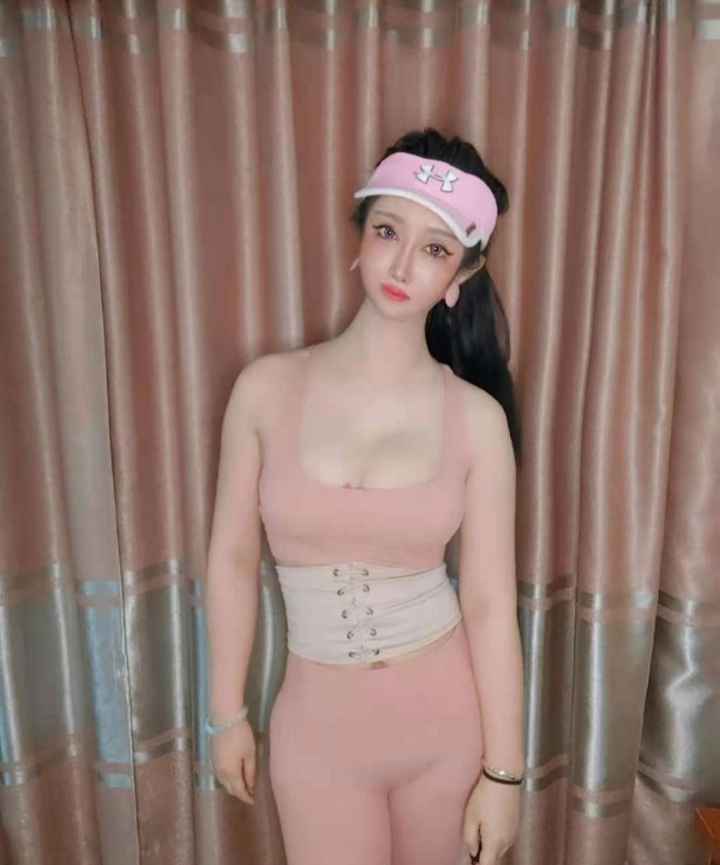 妹子可以配合你多种姿势