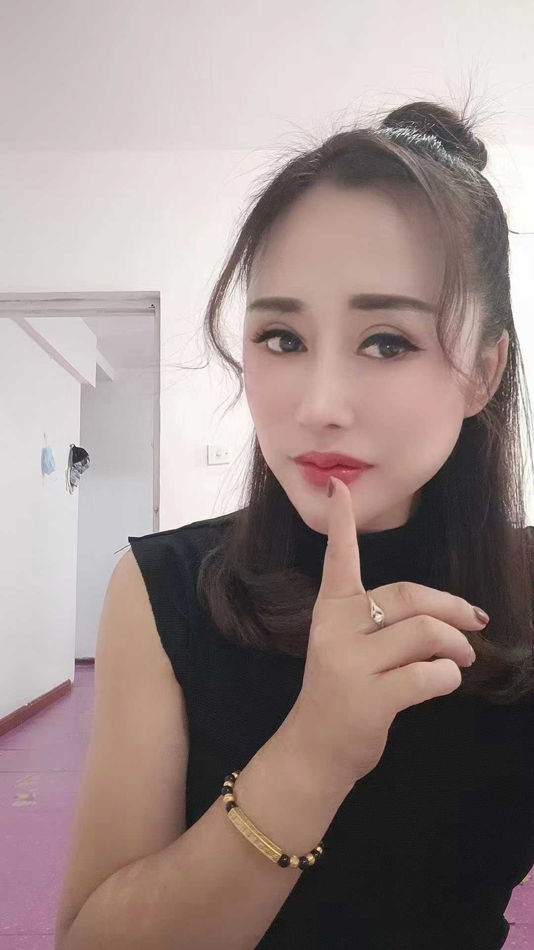 性价比高技术好的妖娆少妇