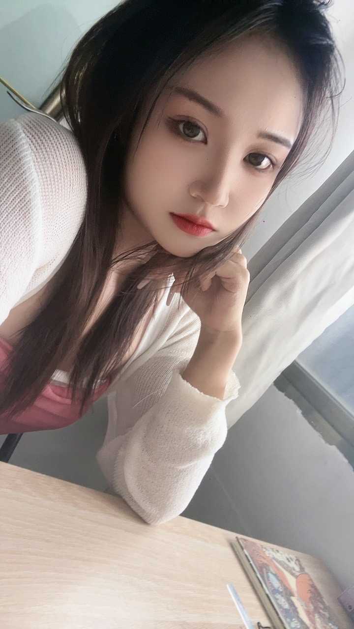 刚毕业的学生