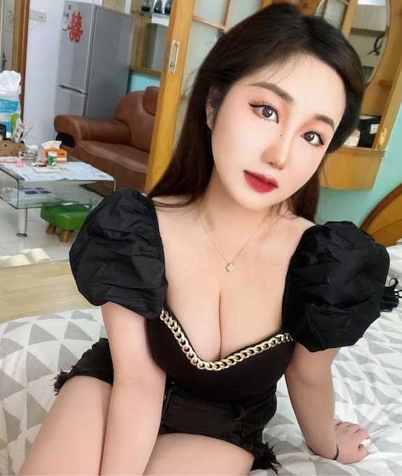 巨乳肥臀雅欣