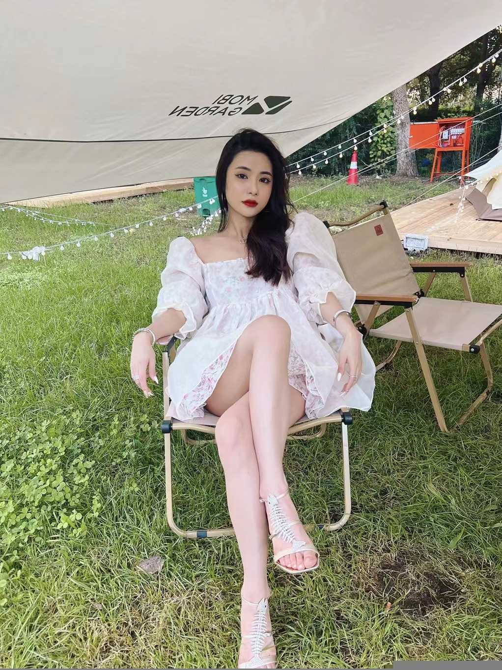皮肤白貌美如花，叫声好听