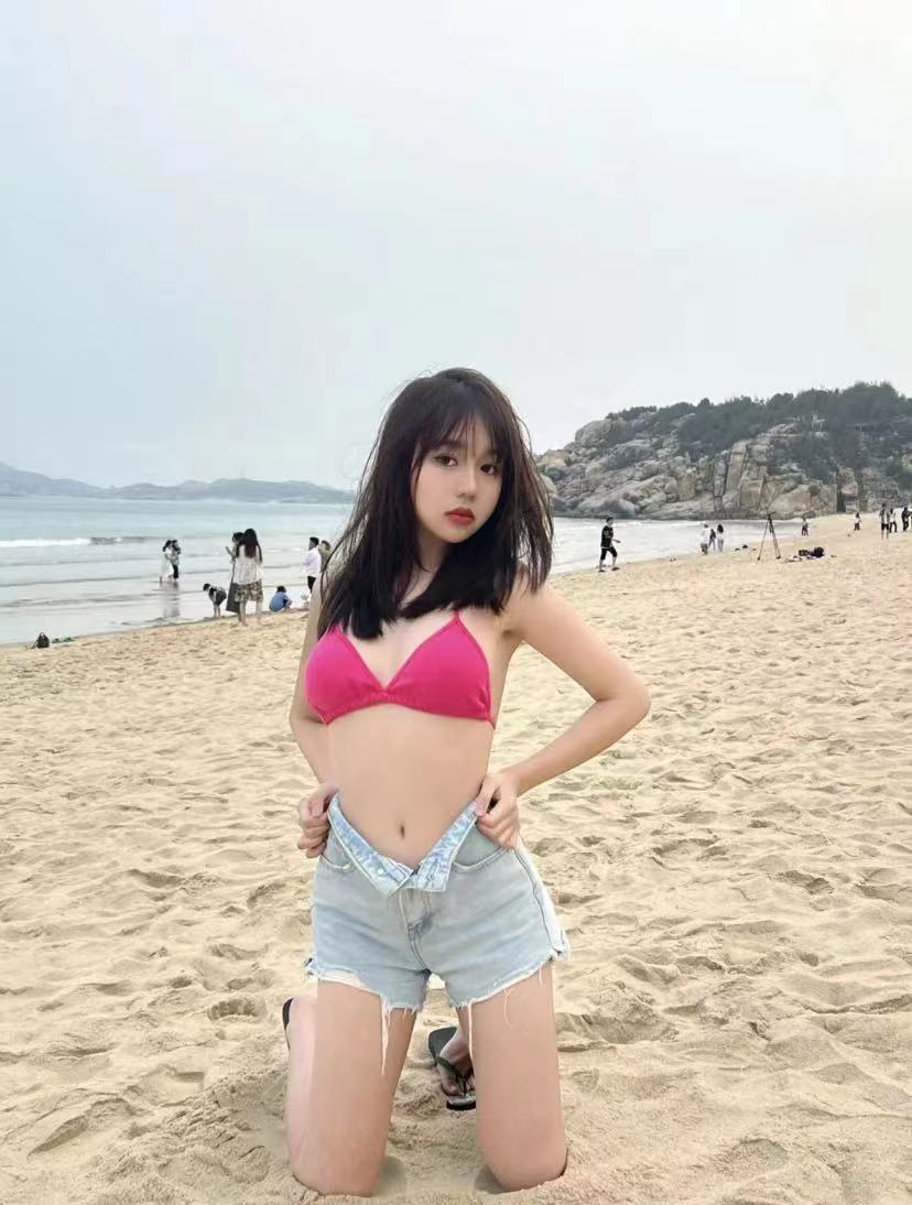 性感尤物小野猫