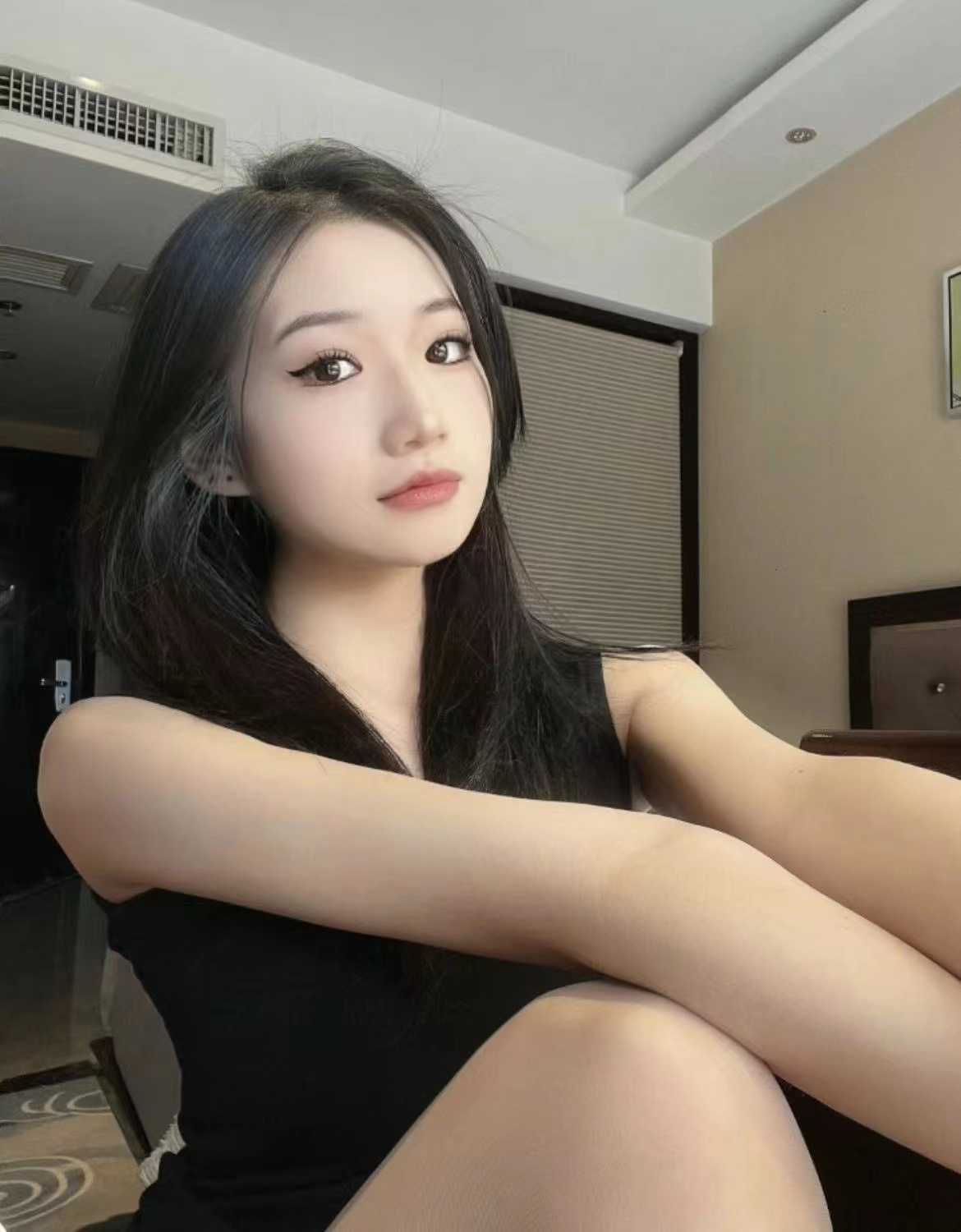 下面挺紧包裹感强,水还挺多